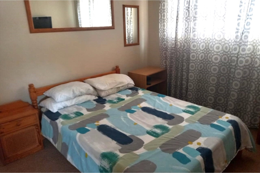 To Let 1 Bedroom Property for Rent in Middedorp Western Cape